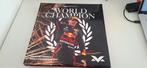 Max Verstappen World Champion yearbook 2021, Onbekend, Ophalen of Verzenden, Zo goed als nieuw, Overige sporten