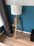 Lamp houten driepoot, Huis en Inrichting, Lampen | Vloerlampen, Ophalen, Gebruikt, Hout, 150 tot 200 cm