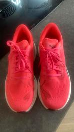 Poema Hardloopschoenen Maat 41 - ZGAN, Ophalen of Verzenden, Zo goed als nieuw, Rood, Sportschoenen