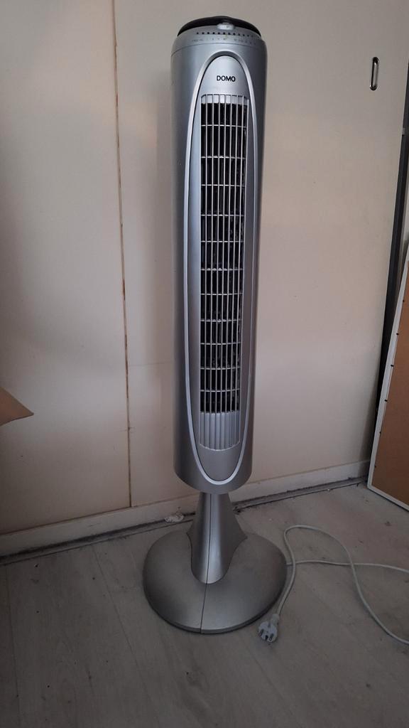 Domo Torenventilator met afstandsbediening, Witgoed en Apparatuur, Ventilatoren, Gebruikt, Torenventilator, Ventilator met afstandsbediening