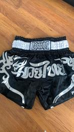 Nieuwe Muay Thai short - FluorY maat S, Sport en Fitness, Vechtsporten en Zelfverdediging, Overige, Nieuw, Ophalen of Verzenden