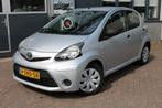 Toyota AYGO 1.0 VVT-i Now KM69572-2e EIGEN.-AIRCO-DEALER OND, Voorwielaandrijving, Euro 5, Gebruikt, 4 stoelen