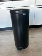 Brabantia Newicon pedaalemmer 30 L zwart, Ophalen of Verzenden, Zo goed als nieuw, Metaal, Minder dan 50 cm