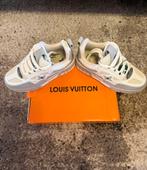 LV Skate Sneakers Maat 41 - Grijs, Overige kleuren, Nieuw, Ophalen of Verzenden, Sneakers of Gympen