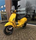 Vespa sprint bromscooter, Fietsen en Brommers, Scooters | Vespa, Ophalen, Gebruikt, Overige modellen, Maximaal 45 km/u