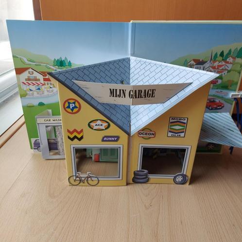 MIJN GARAGE=een CARROUSEL-POP-UP boek, Boeken, Overige Boeken, Gelezen, Ophalen of Verzenden