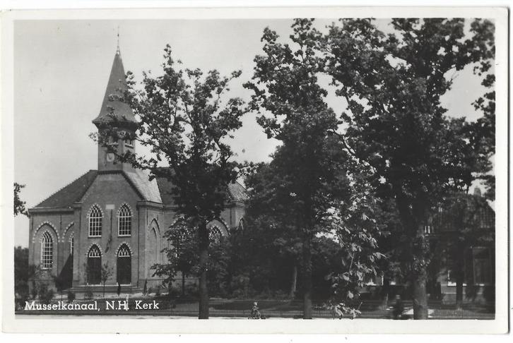 Musselkanaal, N.H. Kerk, Verzamelen, Ansichtkaarten | Nederland, Ongelopen, Groningen, 1940 tot 1960, Verzenden