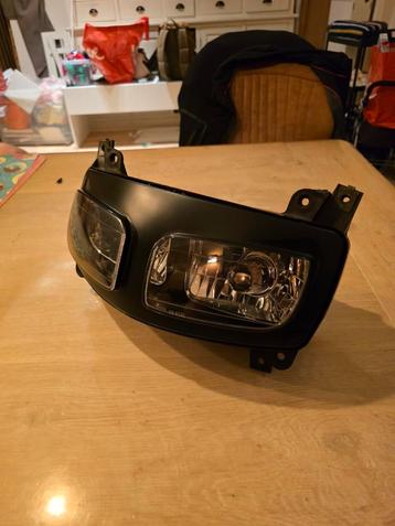 Erg nette Yamaha Fazer FZS 600 Koplamp 1998-2003 beschikbaar voor biedingen