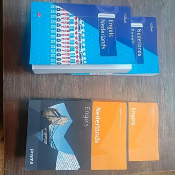 Woordenboeken Engels Frans en Nederlands  beschikbaar voor biedingen
