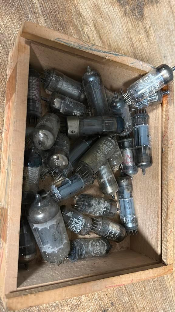 Radio en tv buizen., Hobby en Vrije tijd, Elektronica-componenten, Gebruikt, Ophalen of Verzenden
