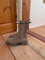 Copenhagen Chelsea boots, Beige, Lage of Enkellaarzen, Ophalen of Verzenden, Gedragen