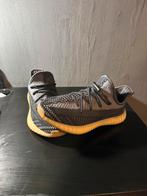 Yeezy 350 v2, Ophalen of Verzenden, Zwart, Yeezy Boost 350 V2