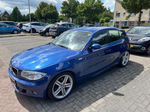 Sportieve BMW 116i met M-pakket en 18" lichtmetalen velgen, Auto's, BMW, Particulier, 1-Serie, ABS, Airbags, Airconditioning, Alarm