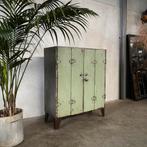 Oud werkplasts kastje, industriële kast, locker, vintage, Antiek en Kunst, Curiosa en Brocante, Ophalen