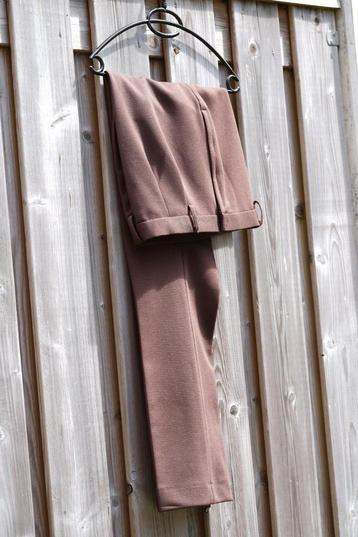Showmanship broek beschikbaar voor biedingen