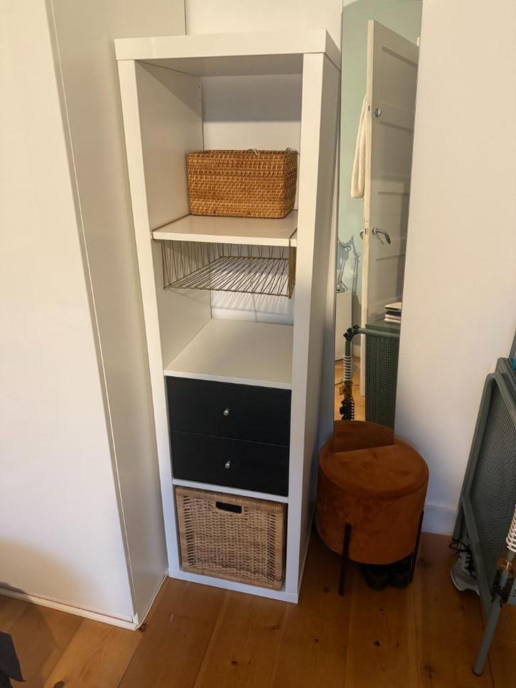 Ikea Kallax Shelf with Accessories, Huis en Inrichting, Kasten | Stellingkasten, Zo goed als nieuw, Ophalen