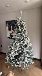 Mooie kerstboom 2.20 met sneeuw, Ophalen, Zo goed als nieuw