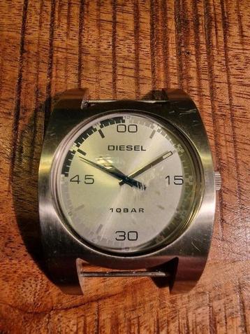 Vintage horloge Diesel DZ 2025 beschikbaar voor biedingen