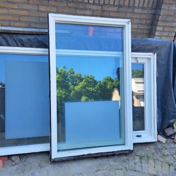 Raam beschikbaar voor biedingen