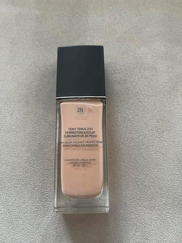 Dior Forever Skin Glow 2N - Foundation beschikbaar voor biedingen