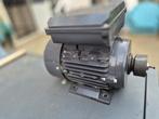 Electro motor Techtop motor, Doe-het-zelf en Verbouw, Motoren, Ophalen, Nieuw, Elektromotor