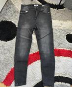 Bershka jeans maat 38, Verzenden, Zo goed als nieuw, Blauw, W30 - W32 (confectie 38/40)