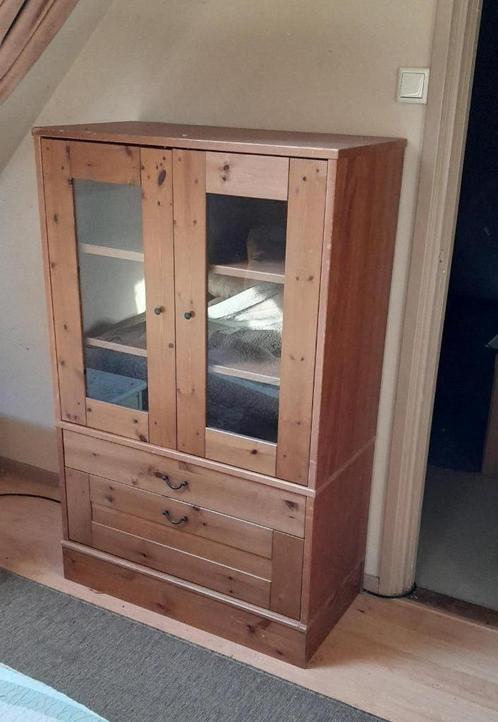 Ikea vitrinekastje, Huis en Inrichting, Kasten | Vitrinekasten, Gebruikt, 100 tot 150 cm, 50 tot 100 cm, 25 tot 50 cm, Met lade(s)