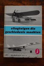 Vliegtuigen die geschiedenis maakten door B. vd Klaauw Alken, Ophalen of Verzenden, Gebruikt, Kaart, Foto of Prent