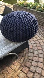 Poef zwart, Ophalen, Zo goed als nieuw, Rond, Minder dan 50 cm
