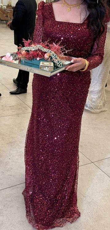 Turkse Avondjurk Maat NL 40/42 beschikbaar voor biedingen