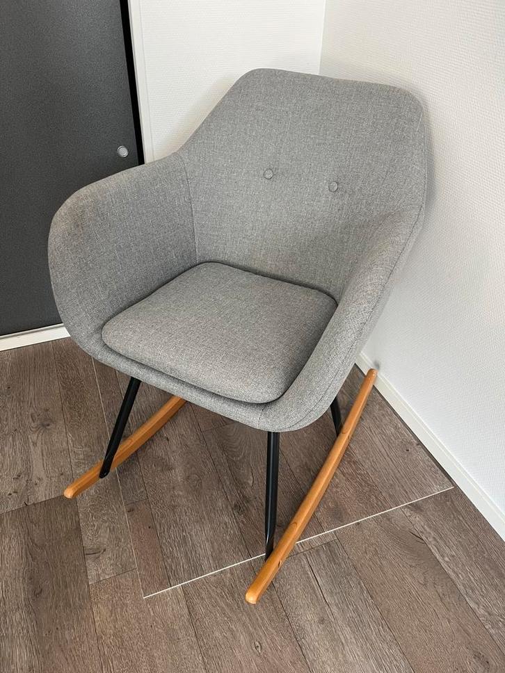 Schommelstoel Anada - stof - grijs, Huis en Inrichting, Stoelen, Gebruikt, Eén, Metaal, Stof, Grijs, Ophalen