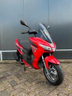 Aprillia sxr 50 brom scooter nieuwstaat lage km stand, Nieuw, Benzine, Overige modellen, Maximaal 45 km/u