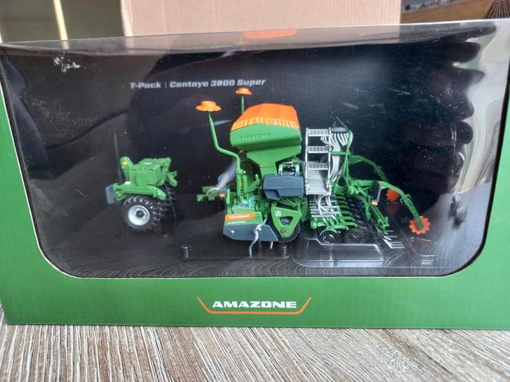 Amazone Centaya 3000 Zaaimachine UH, Hobby en Vrije tijd, Modelauto's | 1:32, Nieuw, Tractor of Landbouw, Universal Hobbies, Ophalen of Verzenden