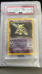 Dark Alakazam Holo PSA 8, Hobby en Vrije tijd, Verzamelkaartspellen | Pokémon, Nieuw, Foil, Ophalen of Verzenden, Losse kaart