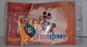 Disneyland Mickey Mouse pin + kaarthouder + Paniniboekje beschikbaar voor biedingen