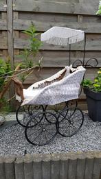 Brocante antieke kinderwagen, Brussels kant en zonnedak. S0, Tweedehands verkoop, Tweedehands verkoop, Gebruikt, Ophalen of Verzenden