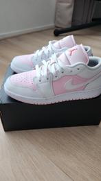 Nike air Jordan 1 maat 39, Ophalen of Verzenden, Zo goed als nieuw, Roze, Sneakers of Gympen