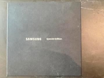 Samsung Galaxy SM R-800 46mm beschikbaar voor biedingen