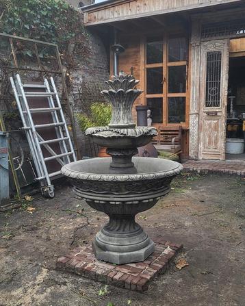 Barok fontein beschikbaar voor biedingen