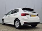 SKODA FABIA 1.0 TSI AMBITION/FULL LED/CARPLAY/PDC/FRONT ASSI, Voorwielaandrijving, Euro 6, 95 pk, Wit
