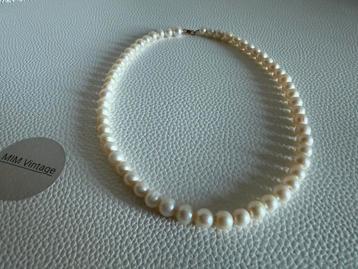 Q173/ Vintage gekweekte PAREL ketting met 585 sluiting beschikbaar voor biedingen
