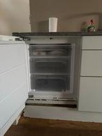 Inbouw vriezer – 3 vrieslades – deur-op-deur, Witgoed en Apparatuur, Vriezers en Diepvrieskisten, Gebruikt, Minder dan 85 cm, Inbouw