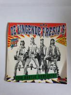 0945 de zingende fresias - een beetje verliefd - caroline, Verzenden, Zo goed als nieuw, Nederlandstalig