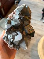 Kwarts cluster uit Madagaskar met natuurlijke hematietlaag, Ophalen of Verzenden