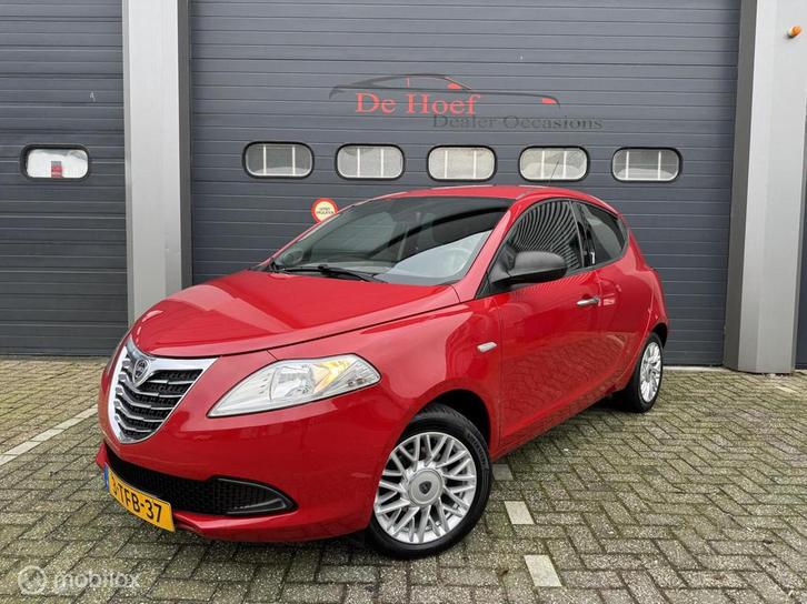 Lancia Ypsilon 0.9 TwinAir S MomoDesign Airco City, Auto's, Lancia, Bedrijf, Te koop, Ypsilon, ABS, Airbags, Airconditioning, Alarm