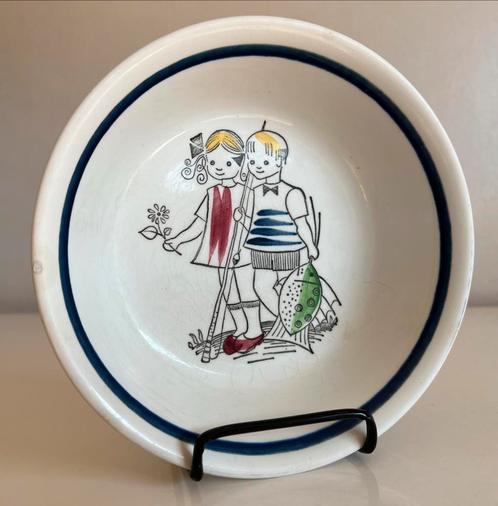 Vintage Rörstrand ‘Firre’ Kinder-Papbord Marianne Westman, Antiek en Kunst, Antiek | Servies los, Ophalen of Verzenden