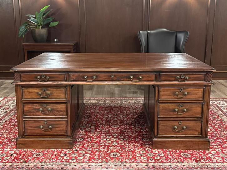 Klassiek Engels bureau (partnerdesk) #617, Huis en Inrichting, Bureaus, Zo goed als nieuw, Bureau, Ophalen of Verzenden