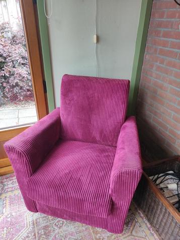 Gratis ophalen: twee stoelen ribcord!! beschikbaar voor biedingen