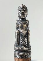 Zilveren Krisheft vermaakt tot Flessenstop Indonesië Keris, Antiek en Kunst, Verzenden