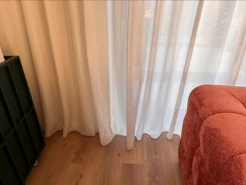 Gezocht: gordijnen verstellen beschikbaar voor biedingen